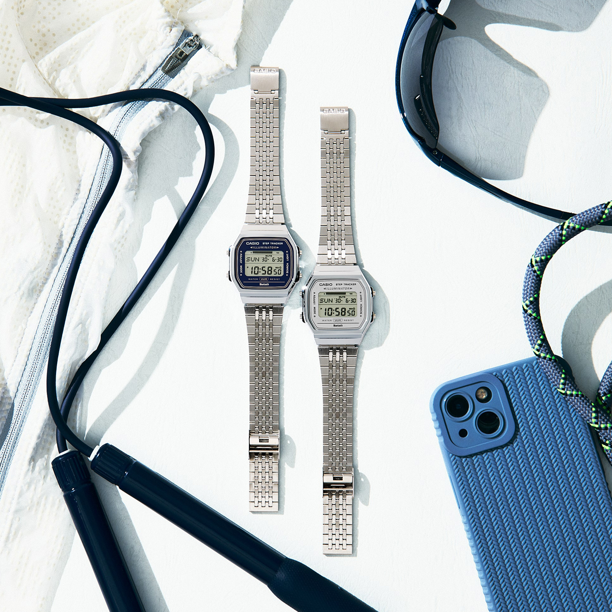 CASIO VINTAGE Mod. BLUETOOTH® SMARTPHONE LINK - STEEL - built-in accelerometer senses body movements + steps counter - BLUE