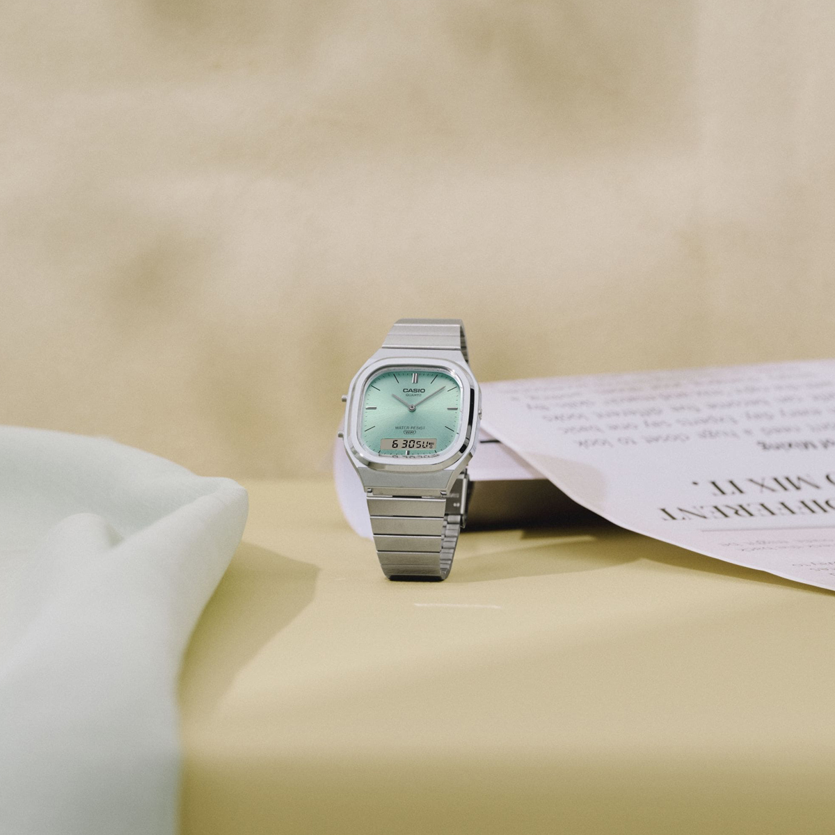 CASIO VINTAGE Mod. EDGY ROUNDED SQUARE - BLUE